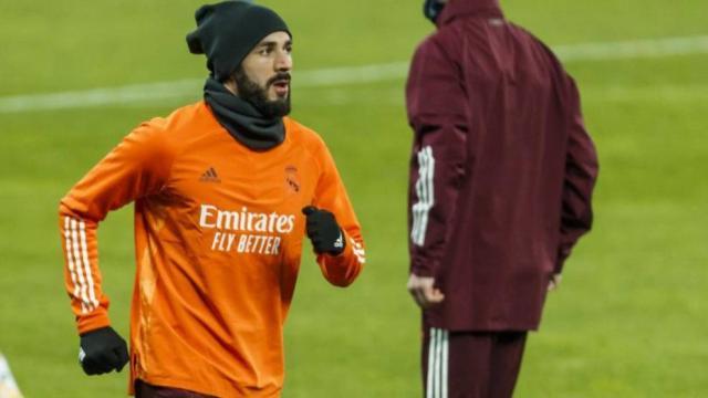 本泽马因录像带事件面临庭审 律师:荒谬,不公